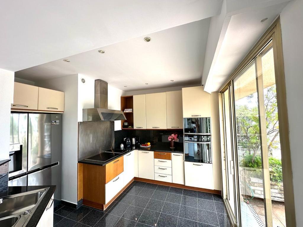 דירות אנטיב Panoramic Sea View Penthouse With Jacuzzi And 450 Sqm Terrace מראה חיצוני תמונה